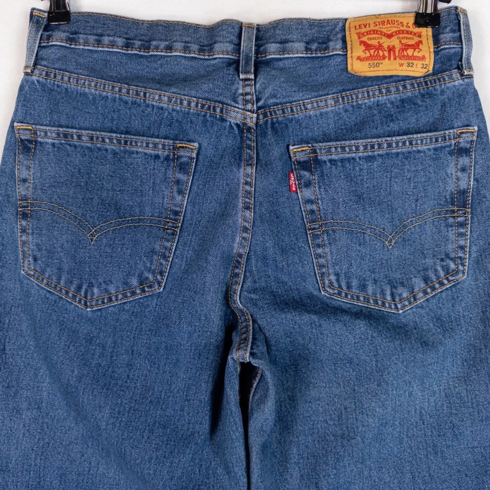 Levi's Mens 550 Relaxed Fit Jeans 32x32 Blue Denim Classic Straight Leg Hemmed